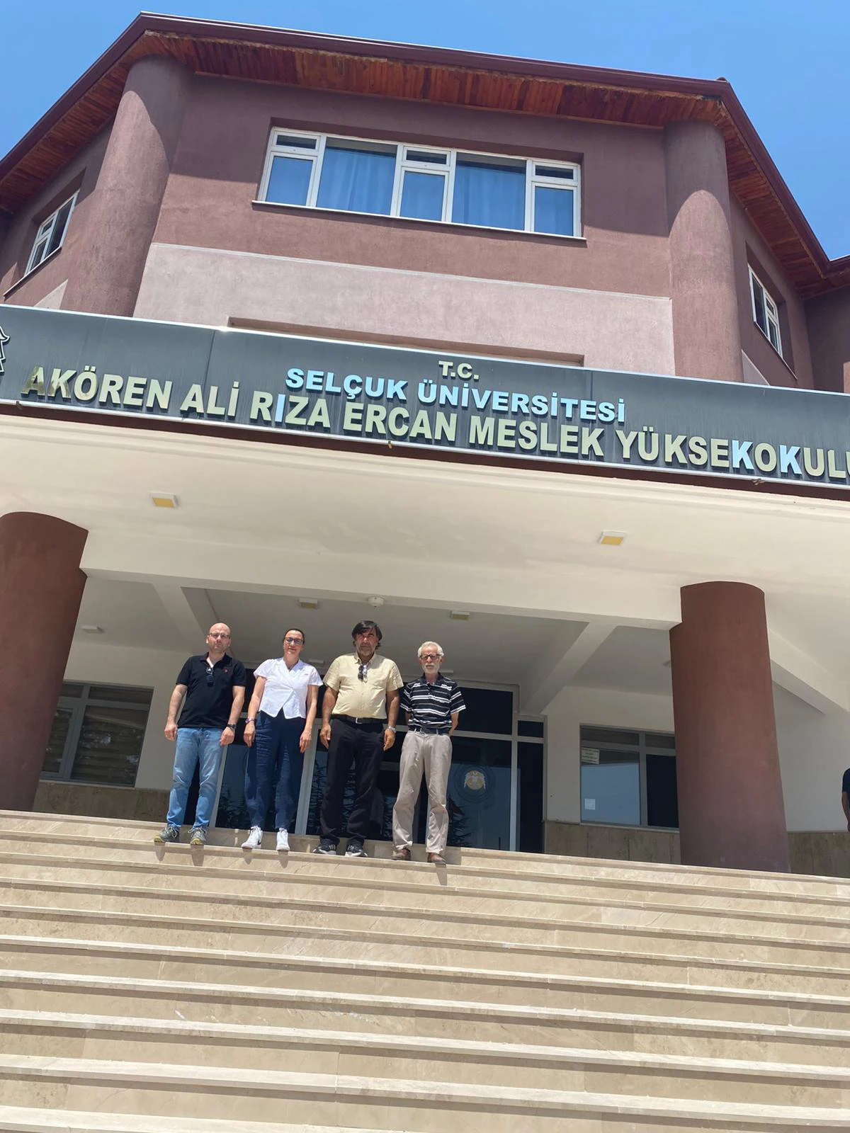 Koordinatörlüğümüzden İlçelerde Bulunan Okullara Ziyaret